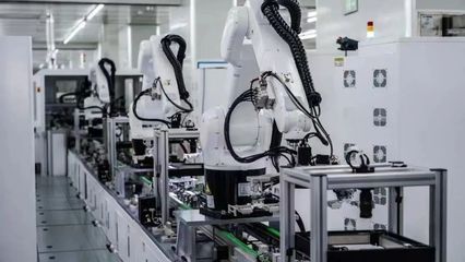 硬核!瀏陽(yáng)經(jīng)開(kāi)區(qū)藍(lán)思科技、鹽津鋪?zhàn)榆Q身智能制造&ldquo;國(guó)家隊(duì)&rdquo;